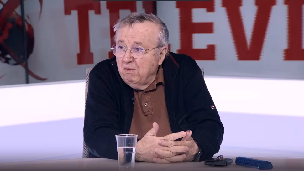 Cristoiu, val de ironii la adresa manifestațiilor pentru Bolojan: „Patria este în primejdie!”