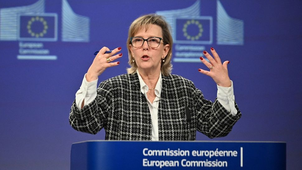 Vizită de urgență de la Bruxelles la București, în plină criză politică: discuții cruciale cu Mugur Isărescu și Alexandru Nazare