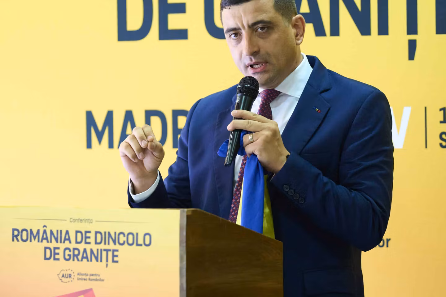 George Simion: "Trebuie reparate greșelile Guvernului Bolojan". Proiectul de lege ajuns în Parlament