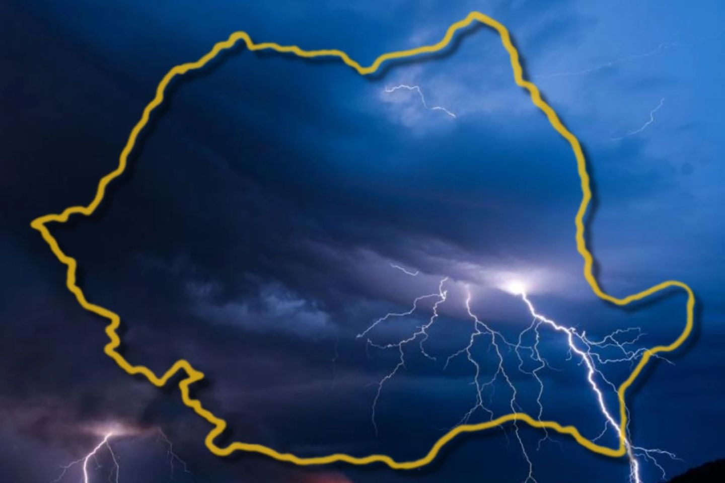 Alertă ANM. Cod galben de averse, vânt și descărcări electrice în patru județe, duminică seară