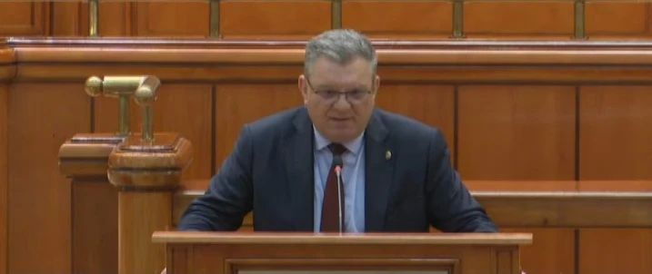 Dumitru Coarnă, atac dur la adresa lui Bolojan în Parlament: „Voi vota la vedere plecarea dumneavoastră"