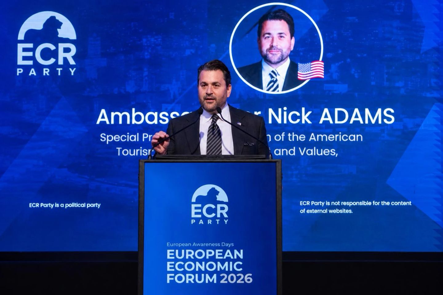 Nick Adams: „Îmi doresc ca românii să se îndrăgostească de America cunoscând-o direct, așa cum și eu m-am îndrăgostit de țara și de poporul dumneavoastră”