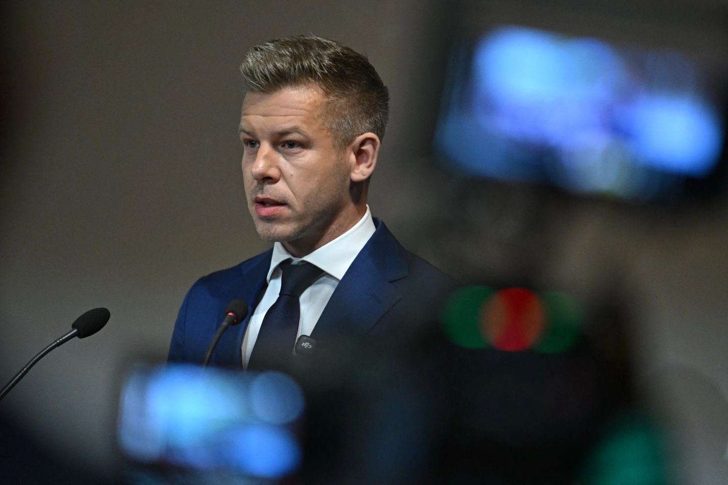Ungaria se îndepărtează de Rusia după atacurile din Ucraina. Premierul Peter Magyar convoacă ambasadorul rus: „Condamnăm ferm atacul asupra Transcarpatiei”