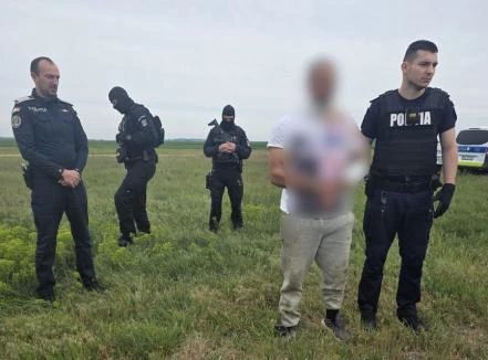 Ucigașul fetei de 18 ani din Bihor, dus la reconstituire. Bărbatul și-a recunoscut fapta - VIDEO