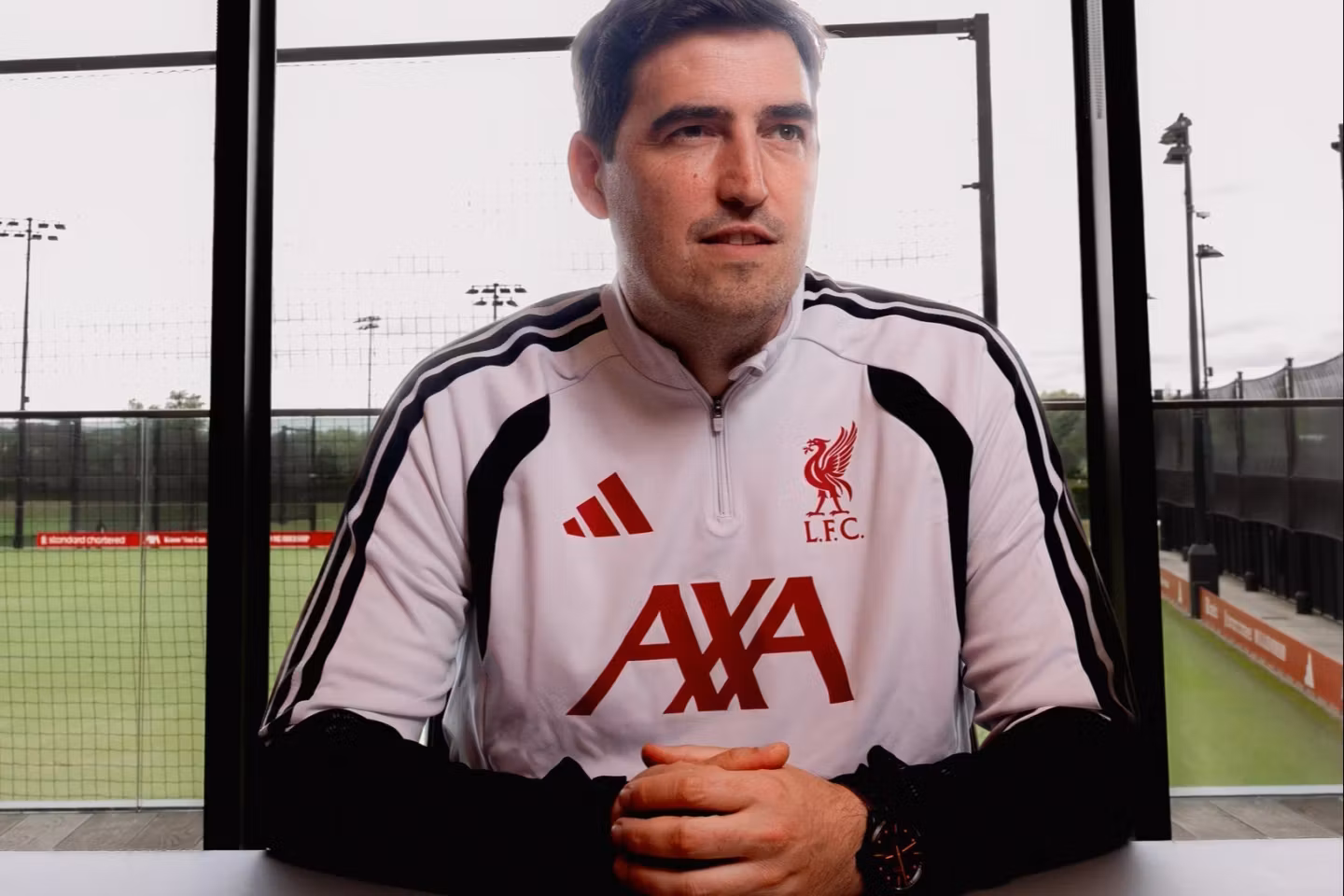 Liverpool l-a numit pe Andoni Iraola antrenor principal, după demiterea lui Arne Slot