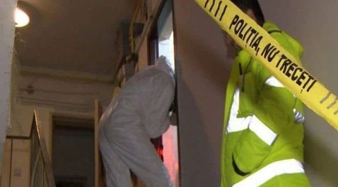Descoperire tragică în Giurgiu! Un bărbat de 46 de ani a fost găsit mort în apartament după trei zile 