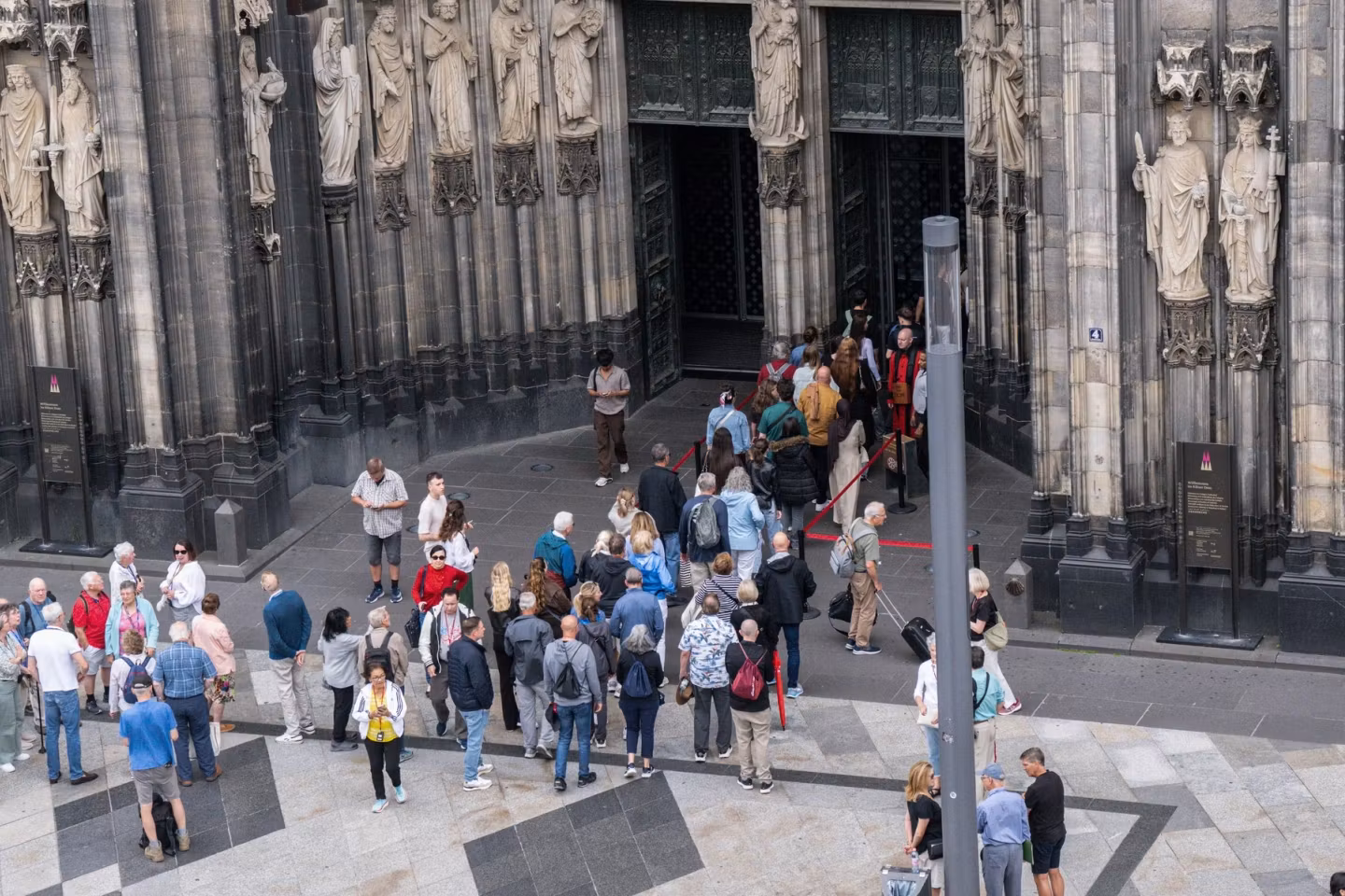 Unul dintre cele mai vizitate obiective turistice din Europa introduce taxă de intrare. Ce excepții există pentru turiști