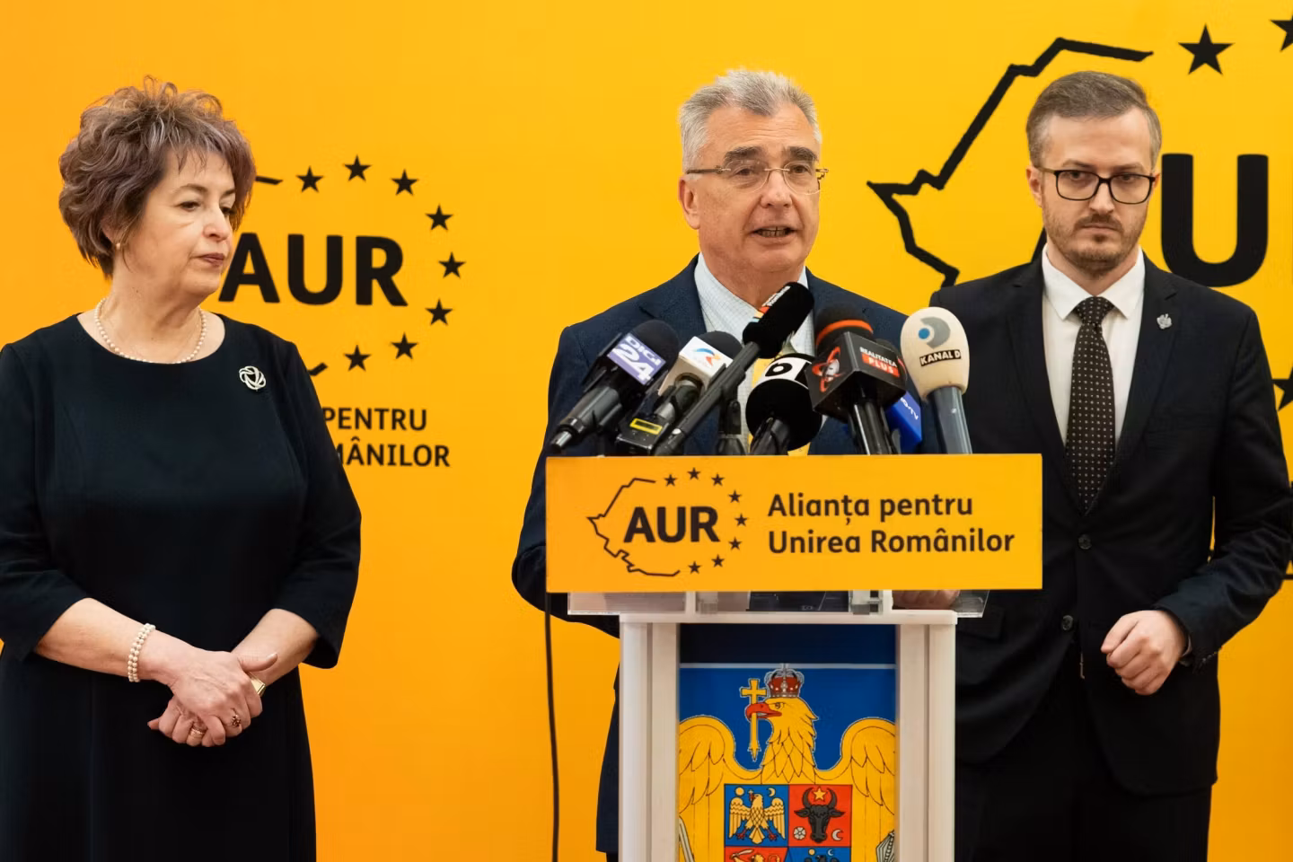 Petrișor Peiu (liderul senatorilor AUR): „Execuția bugetară indică clar esența ‘reformei’ Bolojan: stoparea investițiilor, înghețarea pensiilor și creșterea cheltuielilor cu dobânzile”