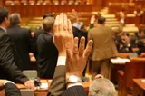 Scandal pe noua Lege a salarizării. Florin Manole acuză: nici Ministerul Muncii nu are forma finală