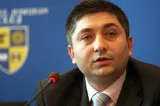 Alin Tișe le cere liberalilor să voteze Guvernul Veștea