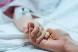 Copil de 5 ani, mort la câteva zile după apariția unor simptome banale. Medicii au descoperit o boală cu mai puțin de 500 de cazuri în lume