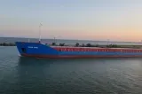 Traficul naval pe canalul Sulina, reluat după eşuarea unui tanc maritim