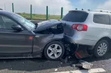 Carambol pe DN7. Trei mașini implicate într-un accident. Două persoane au ajuns la spital