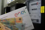 Românii nu își mai pot plăti facturile la timp. Scumpirile aduc tot mai multe restanțe