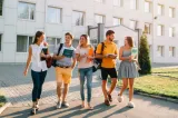 Studenții vor putea obține două diplome printr-un singur program de licență. Ministerul Educației readuce dubla specializare în universități
