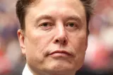 Elon Musk o consideră pe Marine Le Pen „ultima speranță” a Franței pentru alegerile din 2027