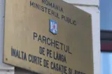 Rețea care falsifica acte pentru obținerea cetățeniei române, destructurată. Două femei, reținute 