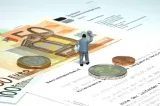 Rămasă fără pensie de invaliditate după o ședere prelungită în Maroc: O femeie, obligată să înapoieze peste 32.000 de euro