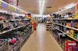 Plafonarea adaosului comercial se prelungește până la sfârșitul anului. Vezi lista alimentelor care nu se scumpesc