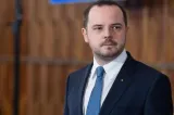 Alexandru Rogobete, mesaj de forță pe Facebook: „Se negociază orgoliile unui singur om, nu proiecte sau viziuni pentru România”