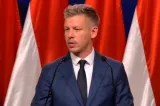 Magyar anunță taxă pe averile de peste un miliard de forinți. Premierul, atacat cu un ou în timpul discursului: „Nu e nicio problemă!”