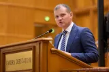 Valeriu Munteanu (deputat AUR): „Diana Buzoianu – cote-record la vânătoare pentru zeci de specii, dar refuză să protejeze oamenii de urși”