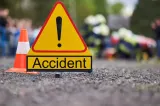 Trafic blocat în județul Caraş-Severin. Cinci persoane au fost rănite în urma impactului dintre două mașini 