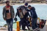În timp ce Spania este sub asalt, zeci de migranți au fost expulzați de Statele Unite în Africa în numai 48 de ore