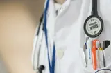 Noi detalii despre medicul rezident de 28 de ani mort la Spitalul Universitar. Apropiații spun că era copleșit de boala gravă a părinților