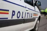 Polițist rănit în Maramureș după ce autospeciala a fost lovită cu o piatră. Parchetul a deschis anchetă pentru ultraj