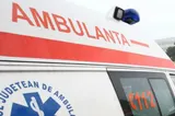 Accident în Vrancea: fetiță de 3 ani rănită după ce o ușă a căzut peste ea