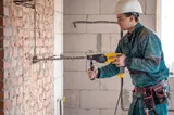 O mare putere europeană a rămas fără muncitori pe șantiere și caută să angajeze. Salariile ajung la 7.000 de euro