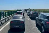 Accident cu șapte mașini pe A2, spre București. Traficul este restricționat