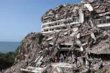 Bilanțul cutremurătorelor din Venezuela urcă la peste 6.400 de morți. Rudele caută încă victime printre dărâmături