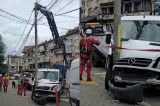 Accident spectaculos la Câmpulung Moldovenesc. O dubiță a distrus un stâlp de beton, iar alimentarea cu energie electrică a fost oprită