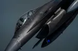 Trump a ordonat noi bombardamente asupra Iranului. Teheranul a răspuns cu rachete și drone împotriva bazelor americane