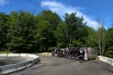 Cisternă cu 31 de tone de benzină răsturnată pe DN 7, în județul Argeș. Pericol de explozie: traficul, oprit pe ambele sensuri - VIDEO
