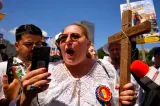Diana Șoșoacă, în mijlocul unui nou scandal: Dosare penale și amenzi în masă după „Marșul Normalității” VIDEO