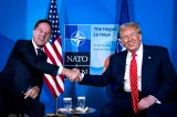 SUA își reduc contribuțiile militare pentru NATO. Decizia vizează capacități importante pe mare și în aer