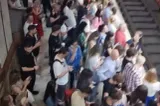 Haos la metrou marți dimineață. Sute de călători, blocați în stații după o defecțiune a unei garnituri