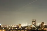 Iranul a bombardat Israelul pentru prima dată după armistițiul din aprilie. Tel Aviv-ul a ripostat