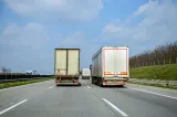 Canicula oprește camioanele de mare tonaj pe drumurile din zonele aflate sub Cod roșu: ce trebuie să știe șoferii