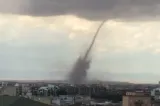 Vremea face ravagii în Italia: o tornadă a speriat locuitorii din sudul țării. Europa se pregătește pentru temperaturi de până la 43 de grade