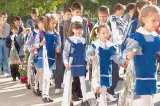 Uniformele școlare ar putea deveni obligatorii din septembrie. Proiectul de lege a ajuns în Parlament