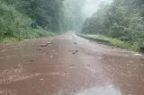 Circulația pe Transalpina, în zona Barajului Tău, reluată pe ambele sensuri. Soferii sunt îndemnați să conducă prudent 
