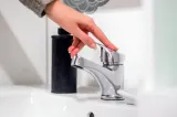 Locuitorii și turiștii din Azuga și Bușteni rămân fără apă în mai multe zone. Care este motivul