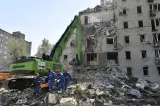Noi atacuri rusești în Ucraina: doi morți și opt răniți. Este zi de doliu la Kiev