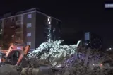 Bloc prăbușit din senin. Locatarii au ieșit în ultimul moment