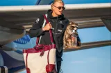 Haaland s-a întors de la Cupa Mondială cu un raton împăiat care bea whisky. Cât costă suvenirul devenit viral