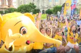 Flashmob uriaș în centrul Capitalei. Peste 1.000 de copii și părinți au făcut spectacol la lansarea Big Little Festival 2026